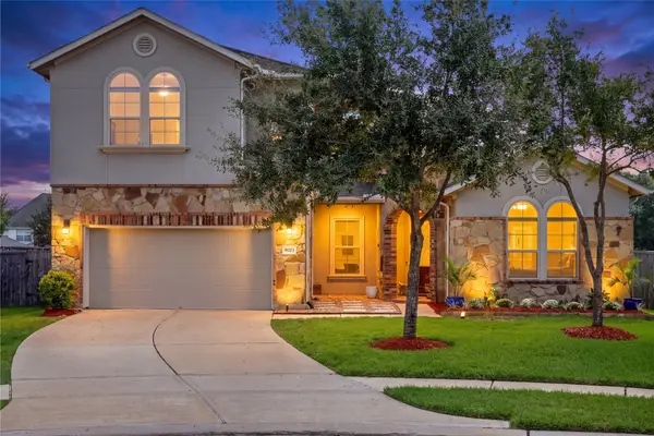 9612 Eden Ridge Lane, Pearland, TX 77584