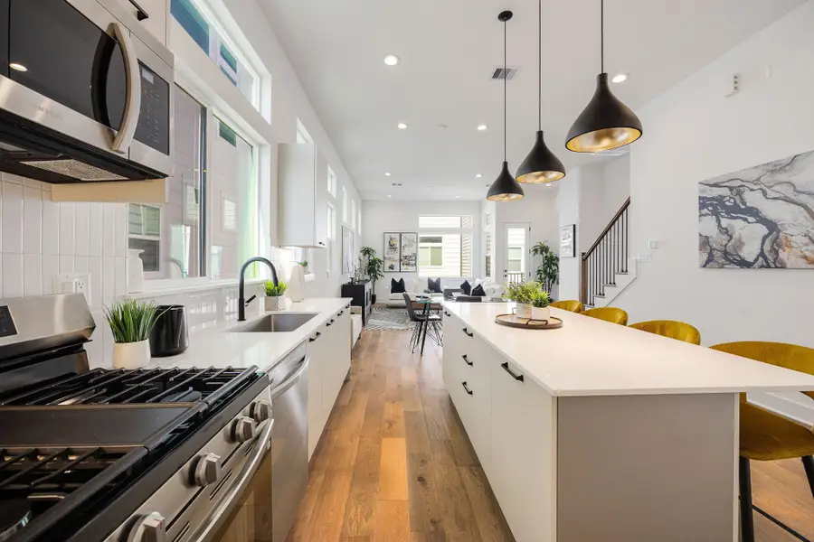 303 Marcella Street #F, Houston, TX 77091 - #2