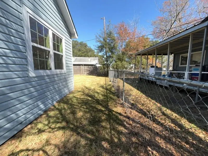 716 E Republic Avenue, Baytown, TX 77520 - #3