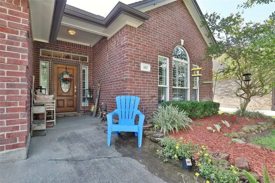 112 Majestic Oak Circle, Lake Jackson, TX 77566 - #3