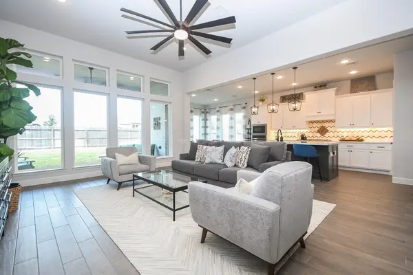 30314 Brook Point Court Court, Fulshear, TX 77441