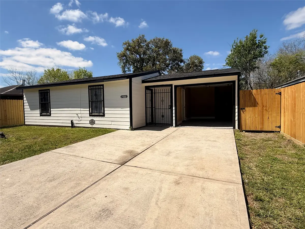 7922 Jutland Road Road, Houston, TX 77033 - #1