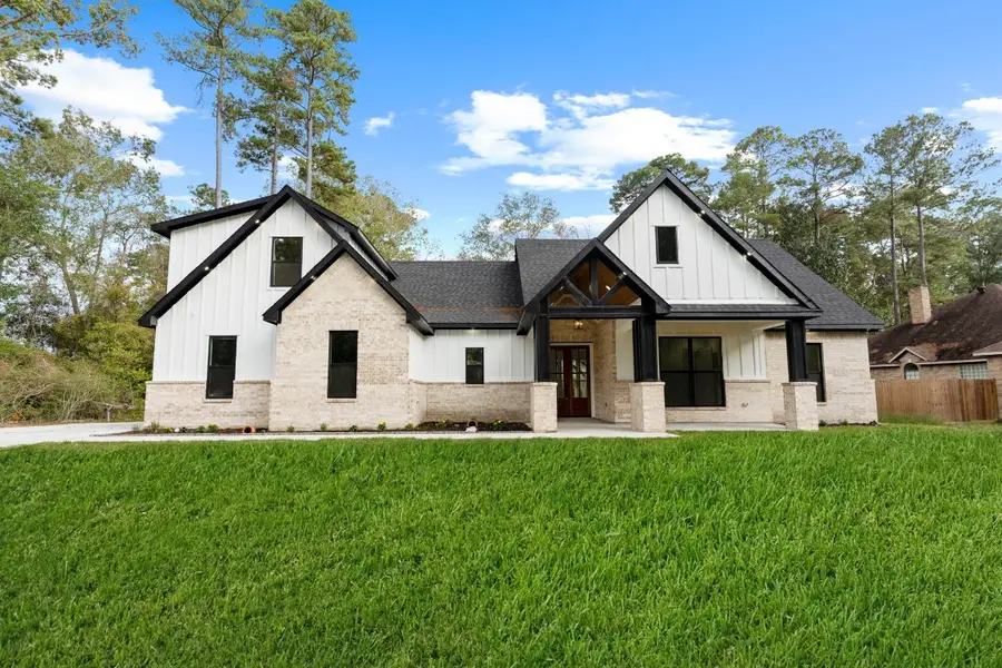 2806 Da Vince St, New Caney, TX 77357 - #3