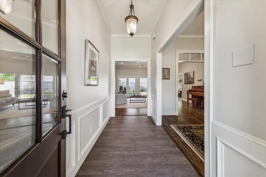 1301 Ben Hur Drive, Spring Valley Village, TX 77055 - Image #3