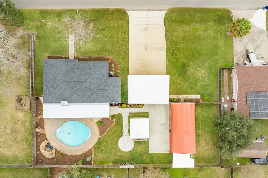 509 Humble Drive, West Columbia, TX 77486 - Image #2