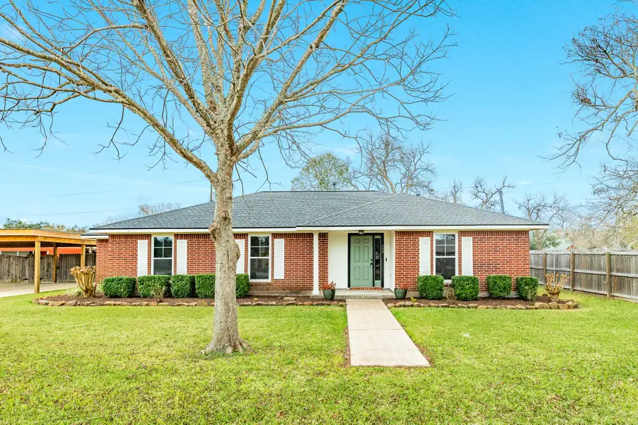 509 Humble Drive, West Columbia, TX 77486 - Image #3