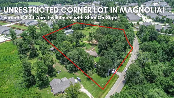 8330 Standard Road, Magnolia, TX 77354