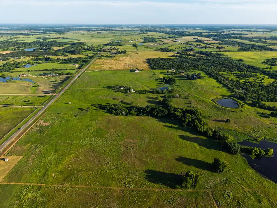 8019 N Fm 1371, Bellville, TX 77418 - #3