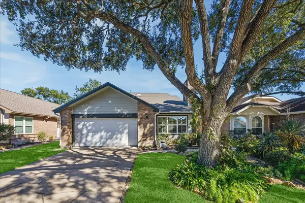 1527 Ainsdale Drive, Houston, TX 77077