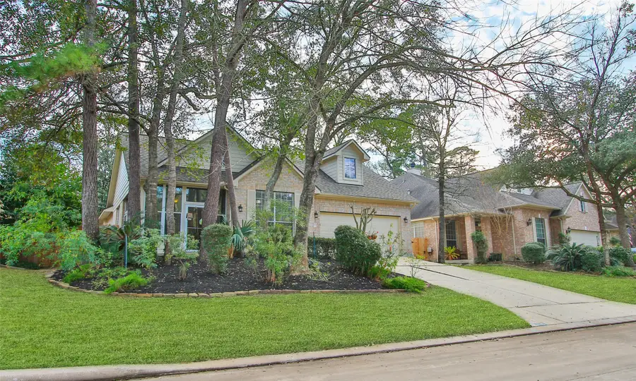 135 E Northcastle Circle, Conroe, TX 77384 - Image #3