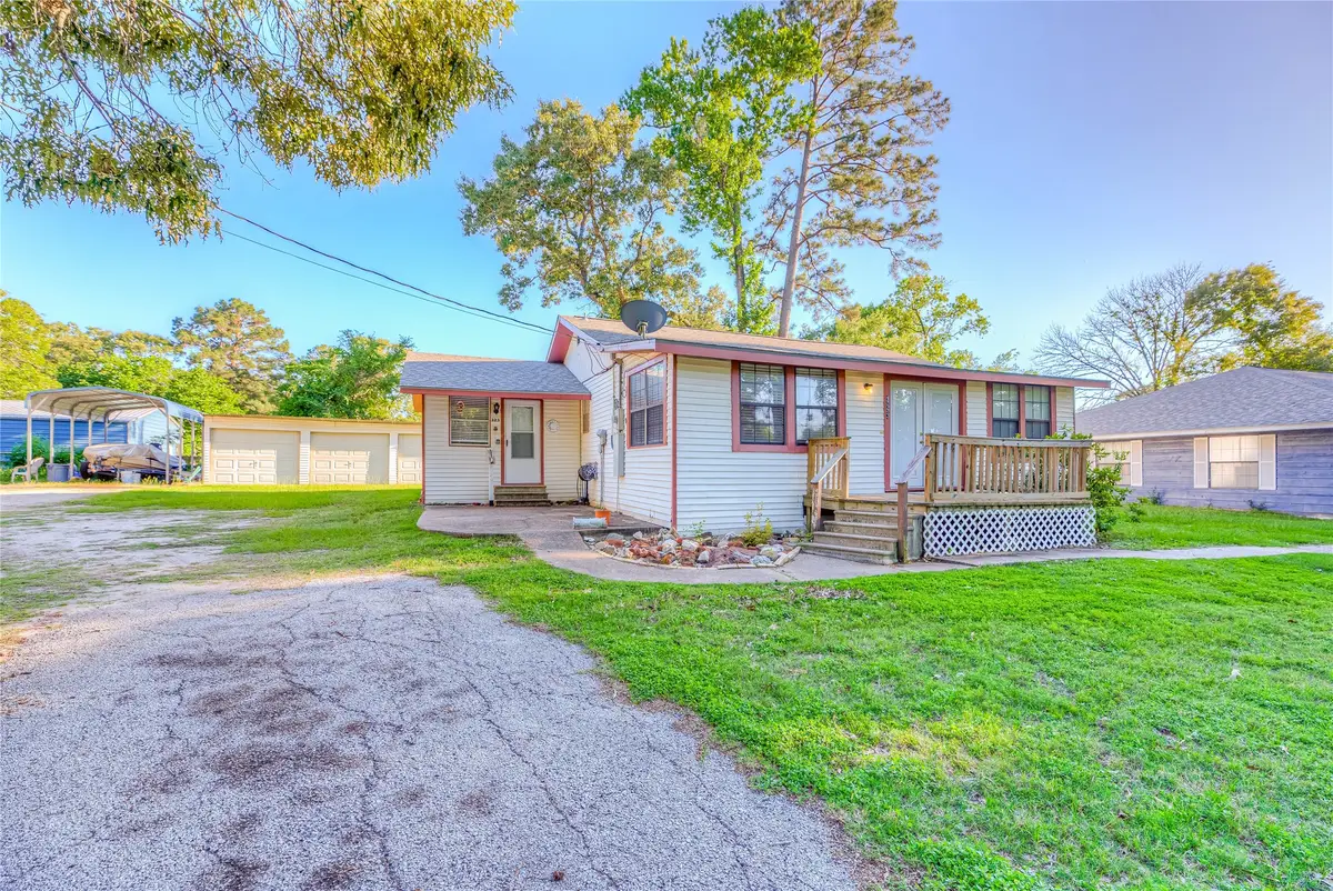 323 Lakeview Drive, Onalaska, TX 77360 - #1