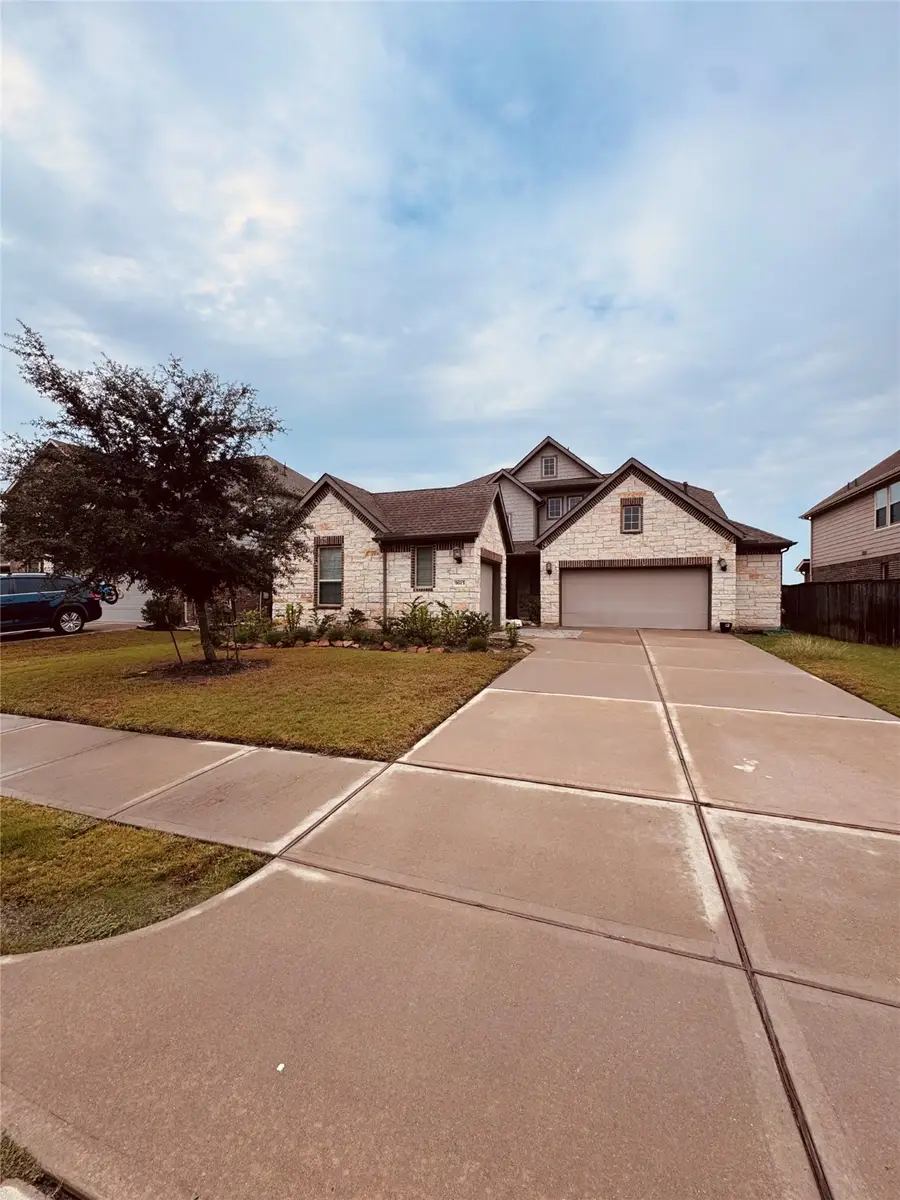 9615 Slumbering Willow Lane, Richmond, TX 77406 - Image #2