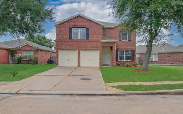 14954 Sugar Sands Drive, Sugar Land, TX 77498
