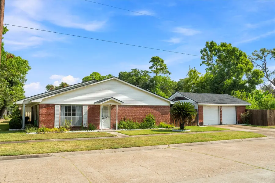 2117 S Houston Road, Pasadena, TX 77502 - #2