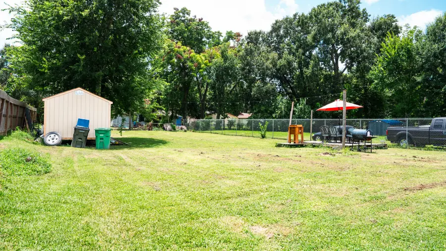 5242 Carmen Street, Houston, TX 77033 - #3