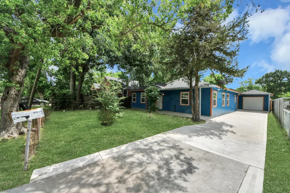 135 Rustic Drive, Pasadena, TX 77502 - #1