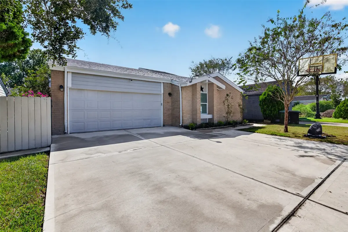6323 Dawnridge Drive, Houston, TX 77035 - #1