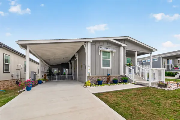 108 Trail Ride Way, Willis, TX 77318