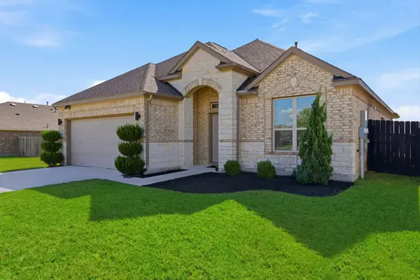 8701 Explorer Drive, Texas City, TX 77591