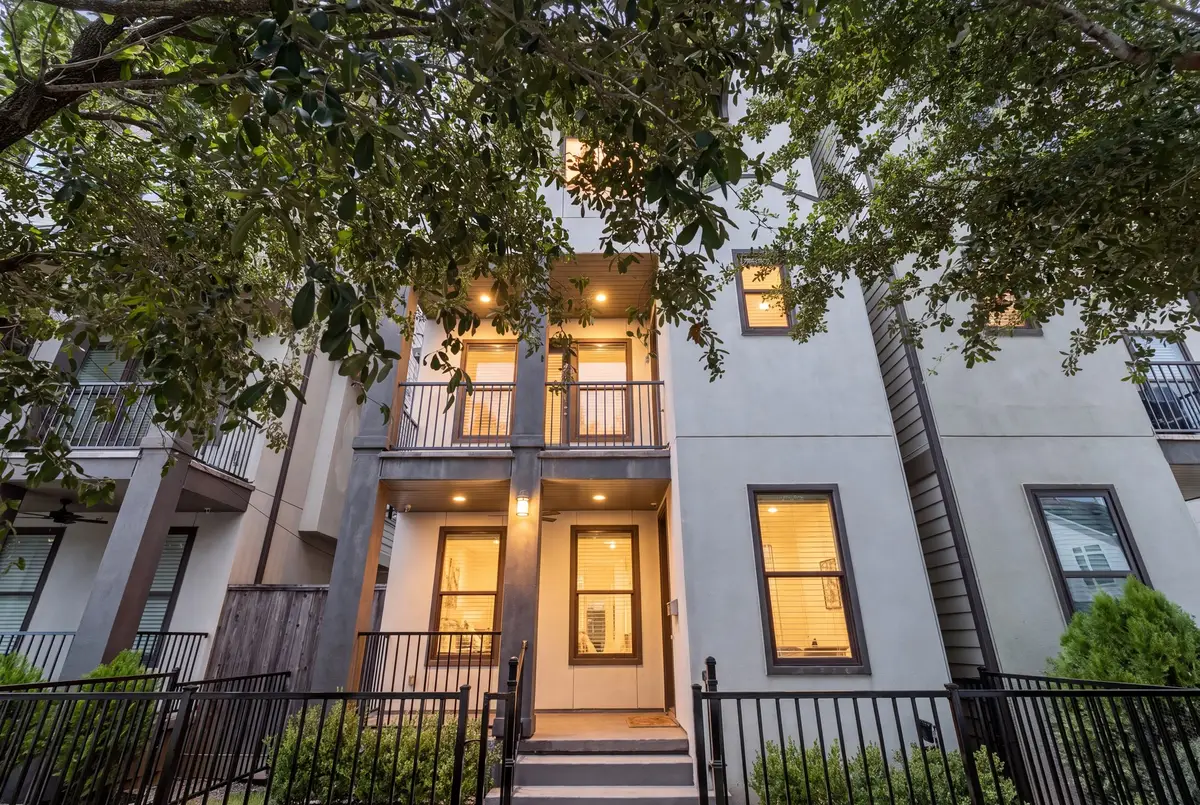 1104 W 22nd Street, Houston, TX 77008 - #1