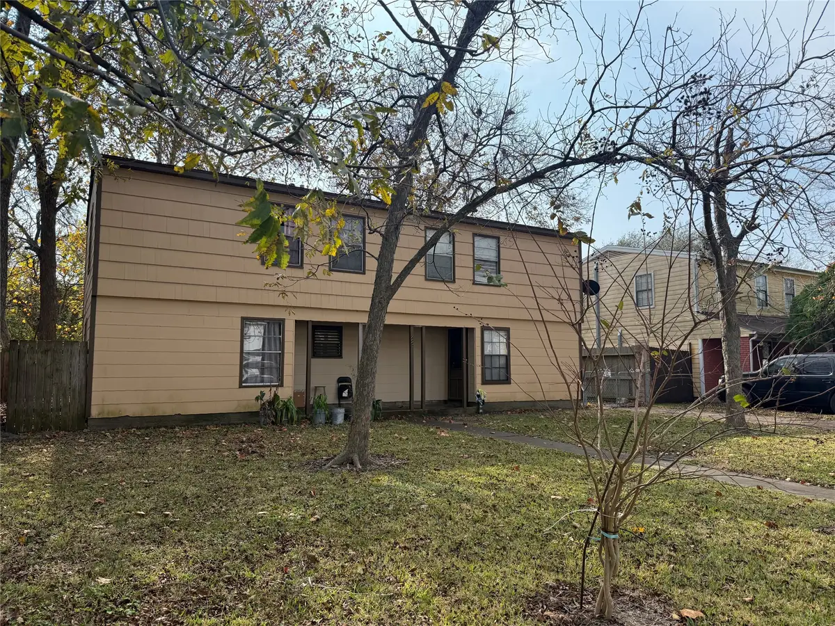 1217 3rd Avenue N, Texas City, TX 77590 - Image #1