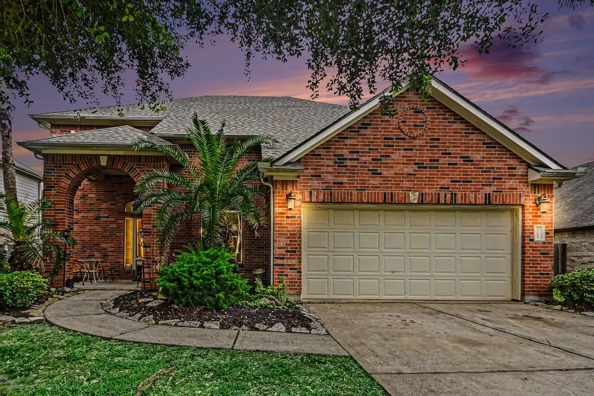 4112 S Meridian Greens Drive, Dickinson, TX 77539 - #1