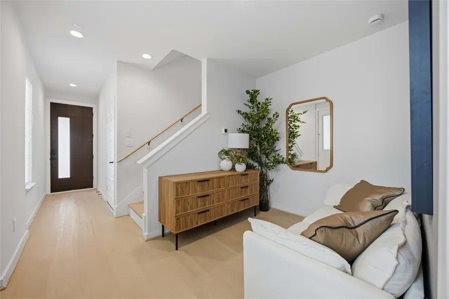 817 Thornton Road #E, Houston, TX 77018 - #2