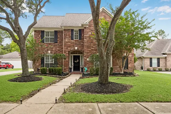 3108 Bay Ridge Court, Friendswood, TX 77546