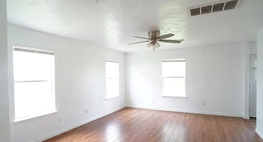 4403 Sprangletop Avenue, Baytown, TX 77521 - #3