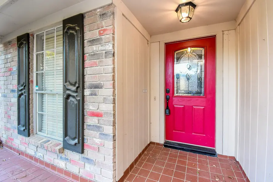 9107 Wallingham Court, Spring, TX 77379 - Image #2