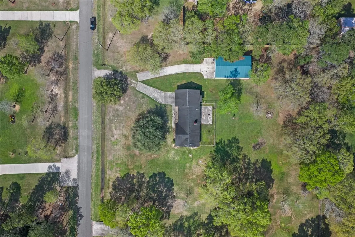 210 Commanche Trail, Wallisville, TX 77597 - #1