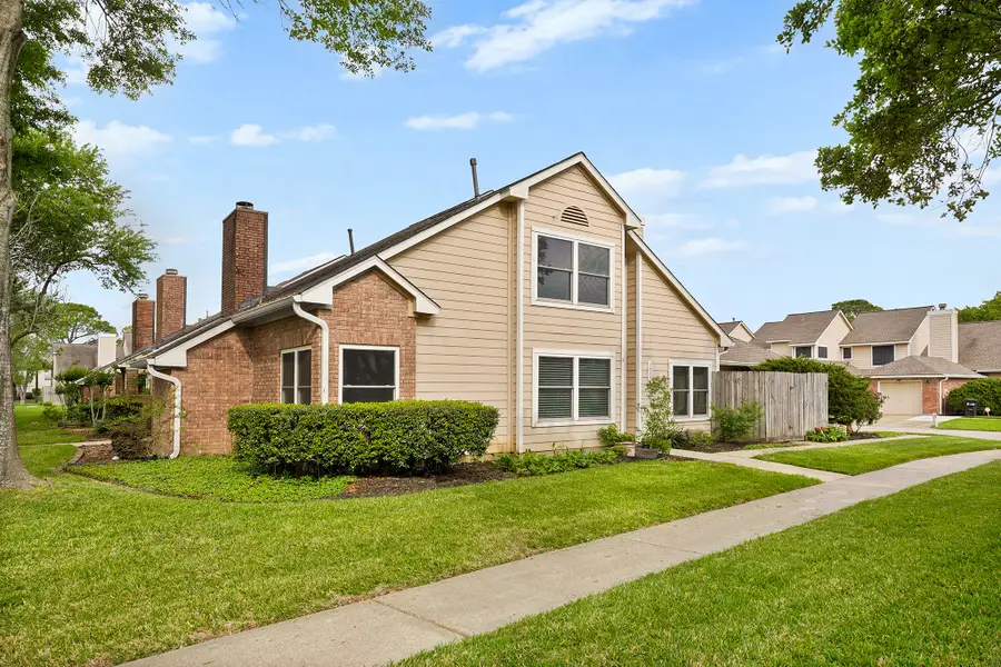 16538 Holly Trail Drive, Houston, TX 77058 - #2