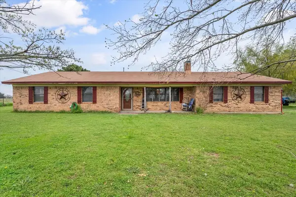230 Fcr #141, Streetman, TX 75859