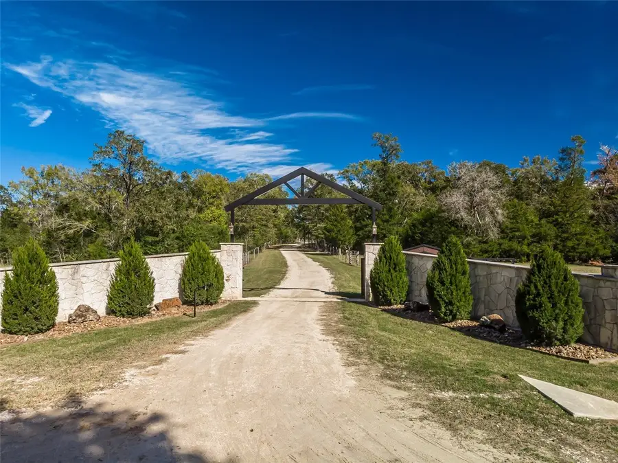 4999 Pin Oak Road, Franklin, TX 77856 - #3