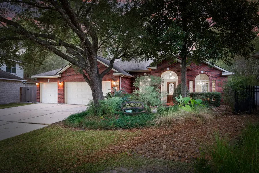 58 Trilling Bird Place, The Woodlands, TX 77384 - Image #3