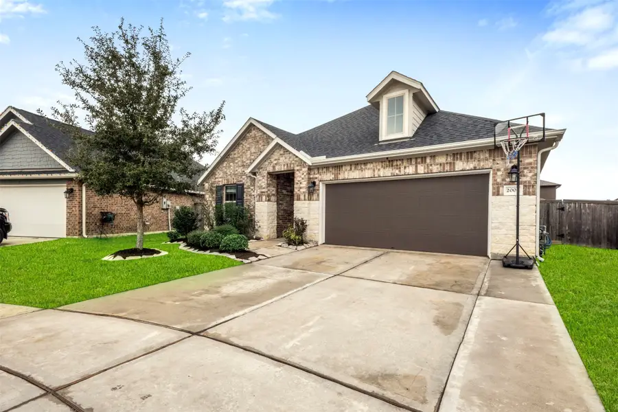 2004 Sadtler Ridge Circle, La Porte, TX 77571 - Image #3