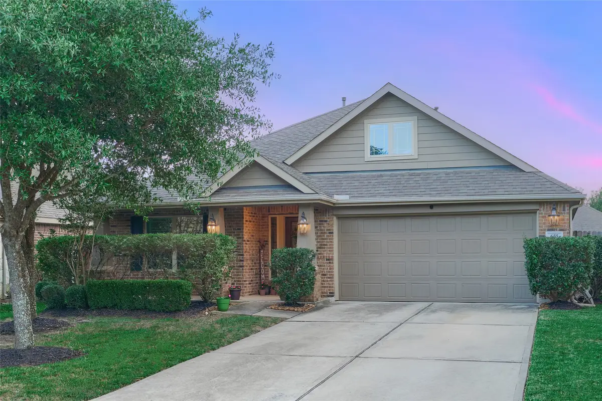655 Oak Circle Drive E, Conroe, TX 77301 - #1