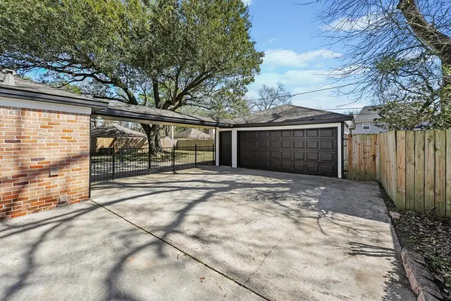 1407 Hamlin Valley Drive, Houston, TX 77090 - #3