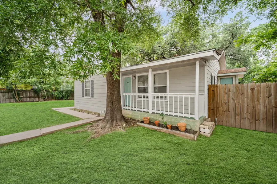 623 S 1st Street, Conroe, TX 77301 - #3