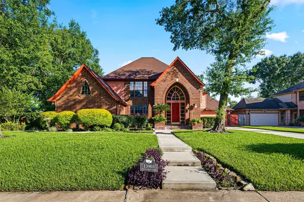 13903 Wilde Forest Court, Sugar Land, TX 77498