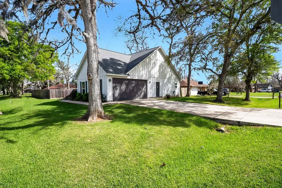 502 Tall Timber Drive, West Columbia, TX 77486 - #3