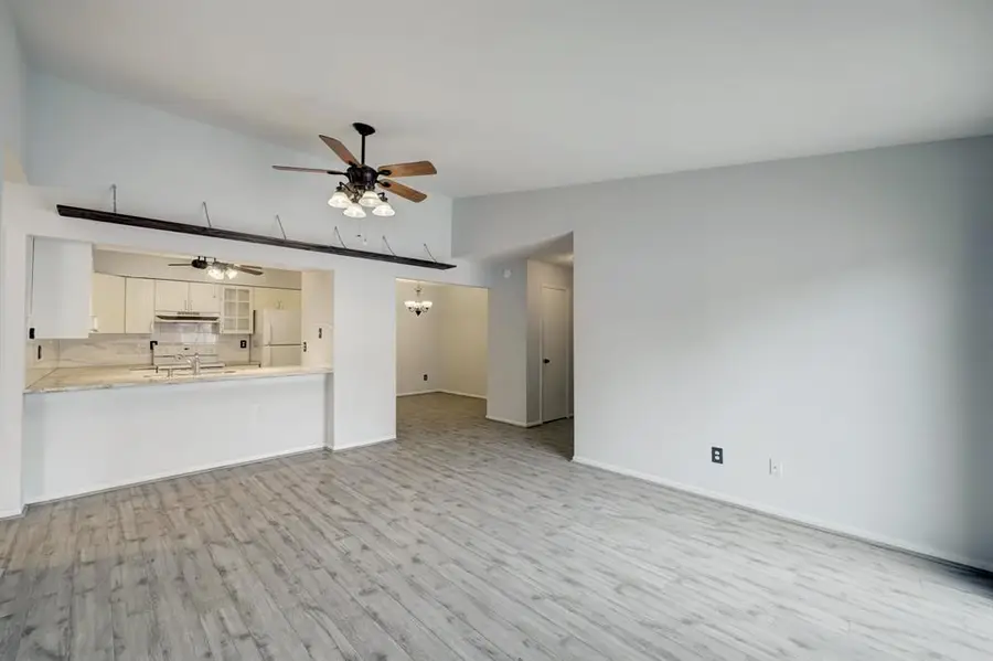 8100 Cambridge Street #136, Houston, TX 77054 - Image #3