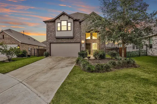 7809 Axis Ridge Drive, Magnolia, TX 77354