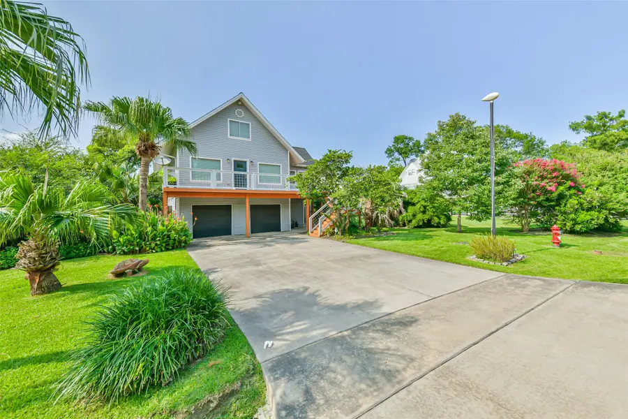 208 Baywood Street, Shoreacres, TX 77571 - #2