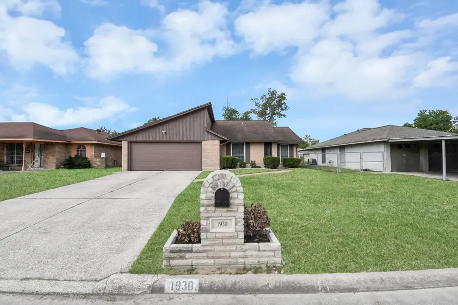 1930 Deerhurst Lane, Houston, TX 77088 - #2