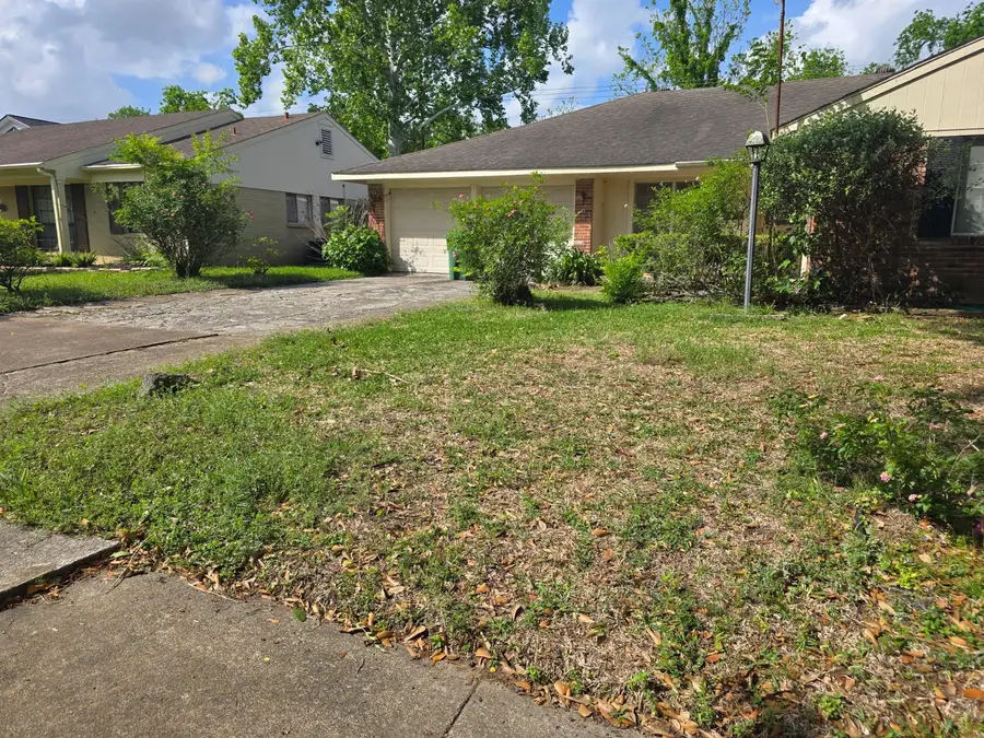 5714 Bankside Drive, Houston, TX 77096 - #2
