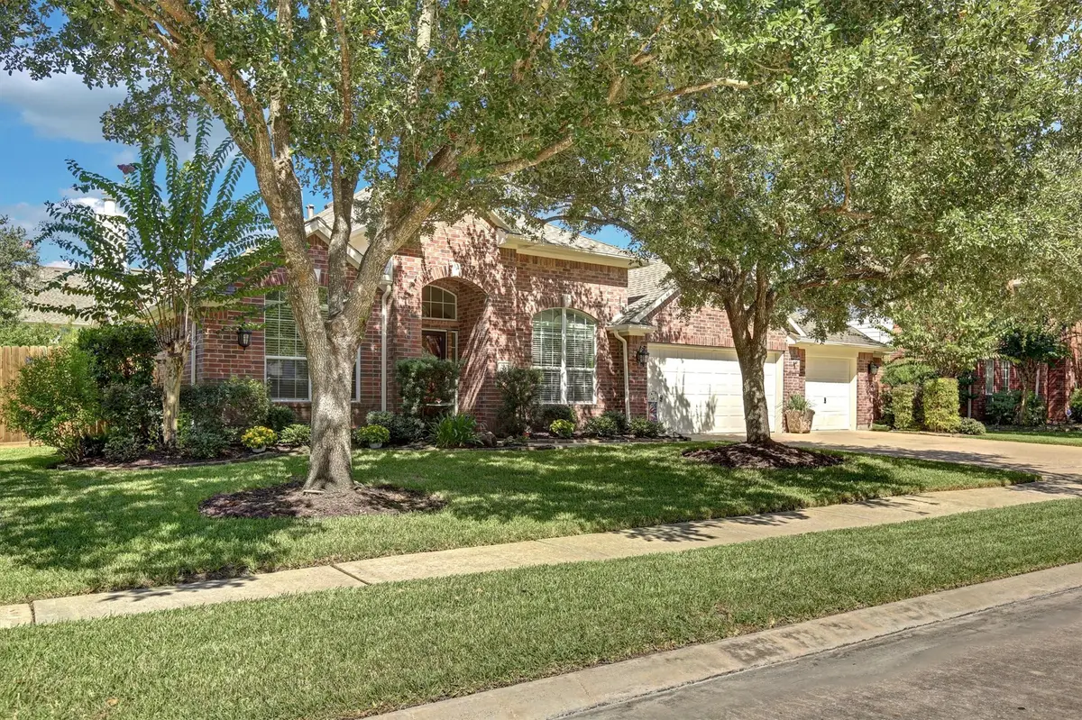2911 Amber Hill Trail, Pearland, TX 77581 - #1