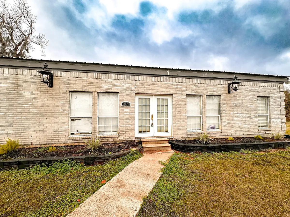 638 Kelly Lane, Angleton, TX 77515 - #1