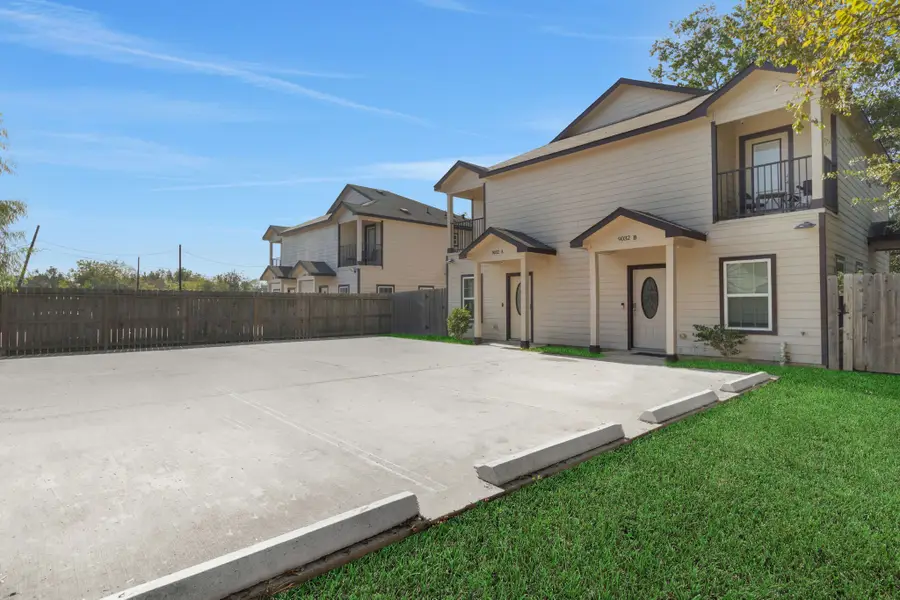 9032 Jutland Road, Houston, TX 77033 - Image #3