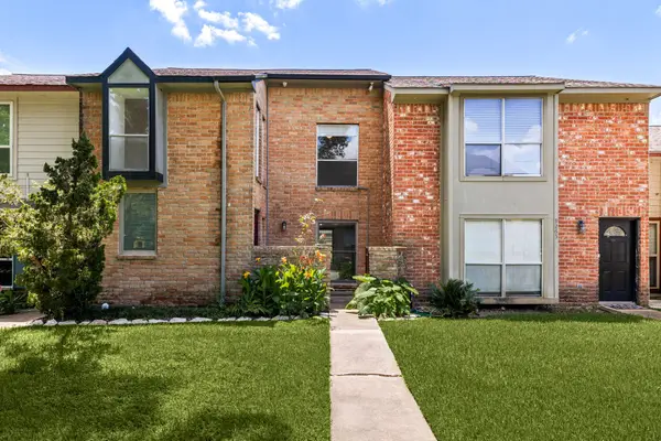 9263 Westwood Village Drive #50, Houston, TX 77036